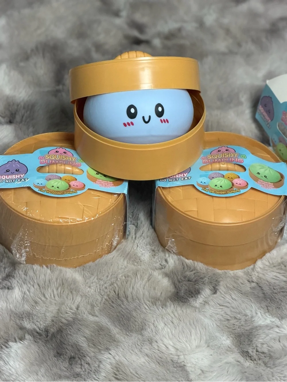 SQUISHY DUMPLING JUMBO SIZE, NWT